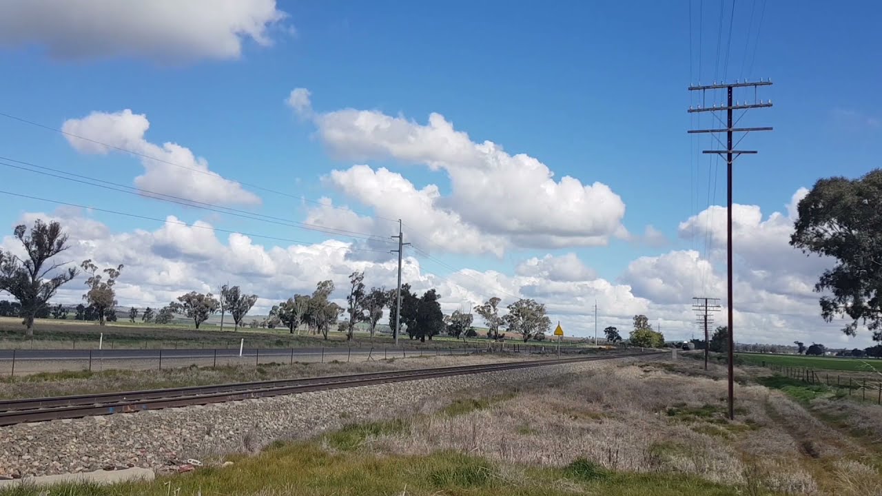 XPT at Harefield. ***HORN***