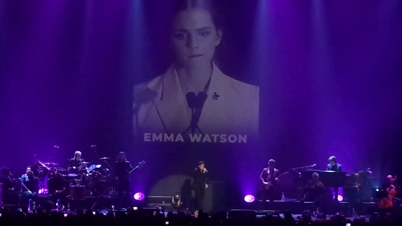 Elisa - In piedi @ Brixia forum. Brescia. 30/11/2019