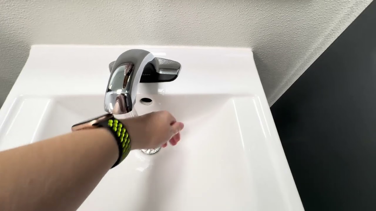 L582. Dyson Airblade V | Floor & Decor | Tualatin, OR