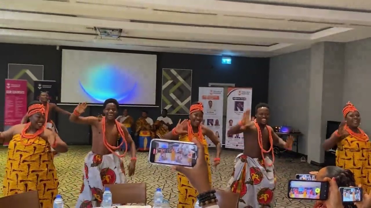 Benin Cultural Dance #ilawuri #benin #culture  #beninmusic #edomusic #edosong #beninsong
