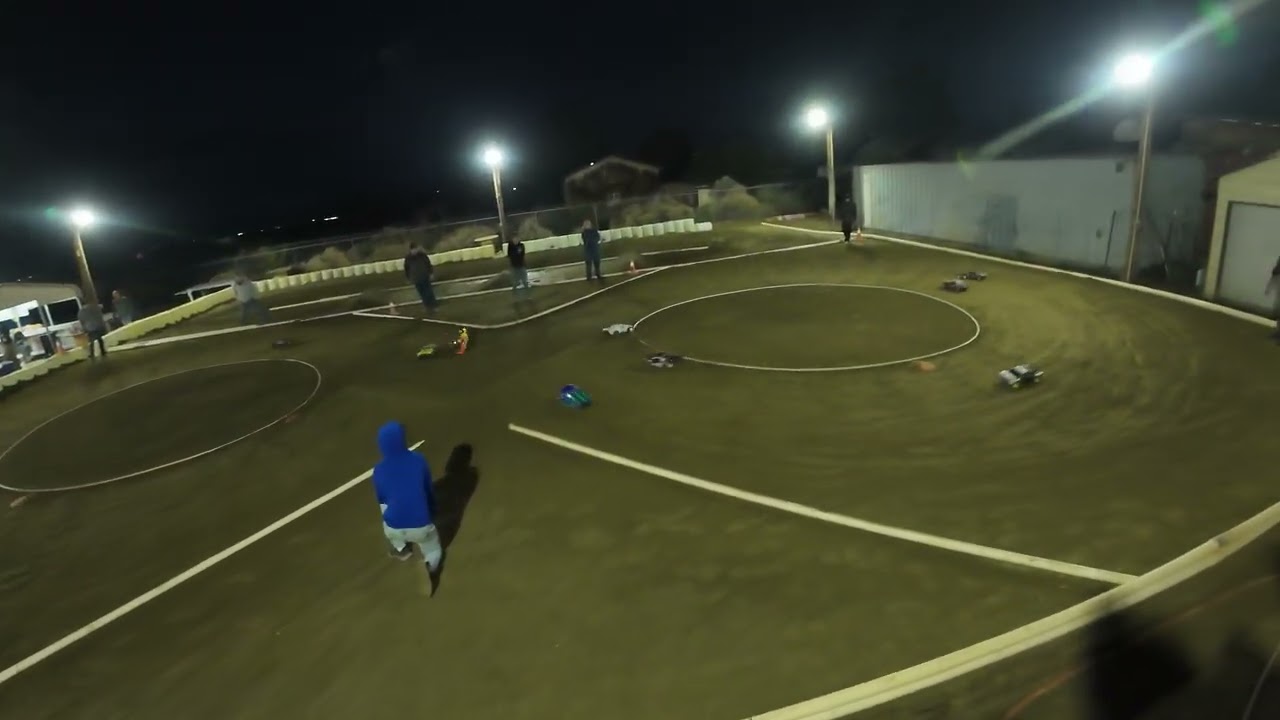 Rc racing 2w short course figure 8 a main 