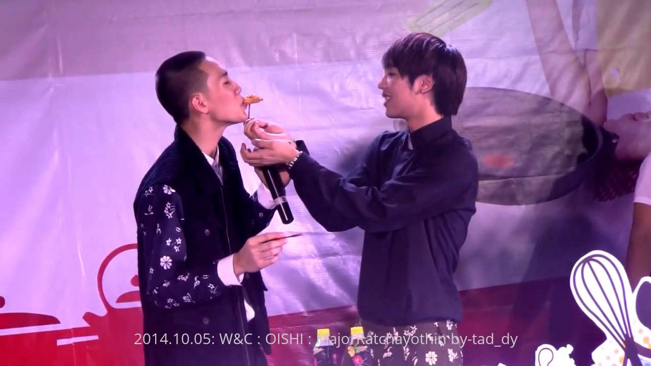 2014.10.05 W&C #lovesicktheseries : OISHI Gyoza : Major - ป้อนเกี๊ยว-เช็ดปาก - กินน้ำขวดเดียวกัน