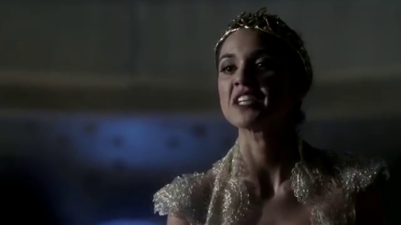 Margo Hanson - You Should See Me In A Crown