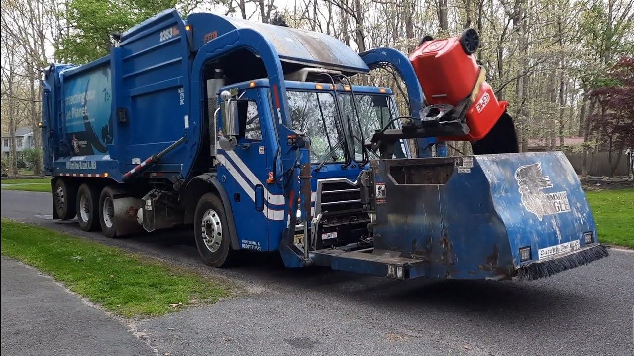 Republic services Mack LEU heil curotto can garbage truck 2353