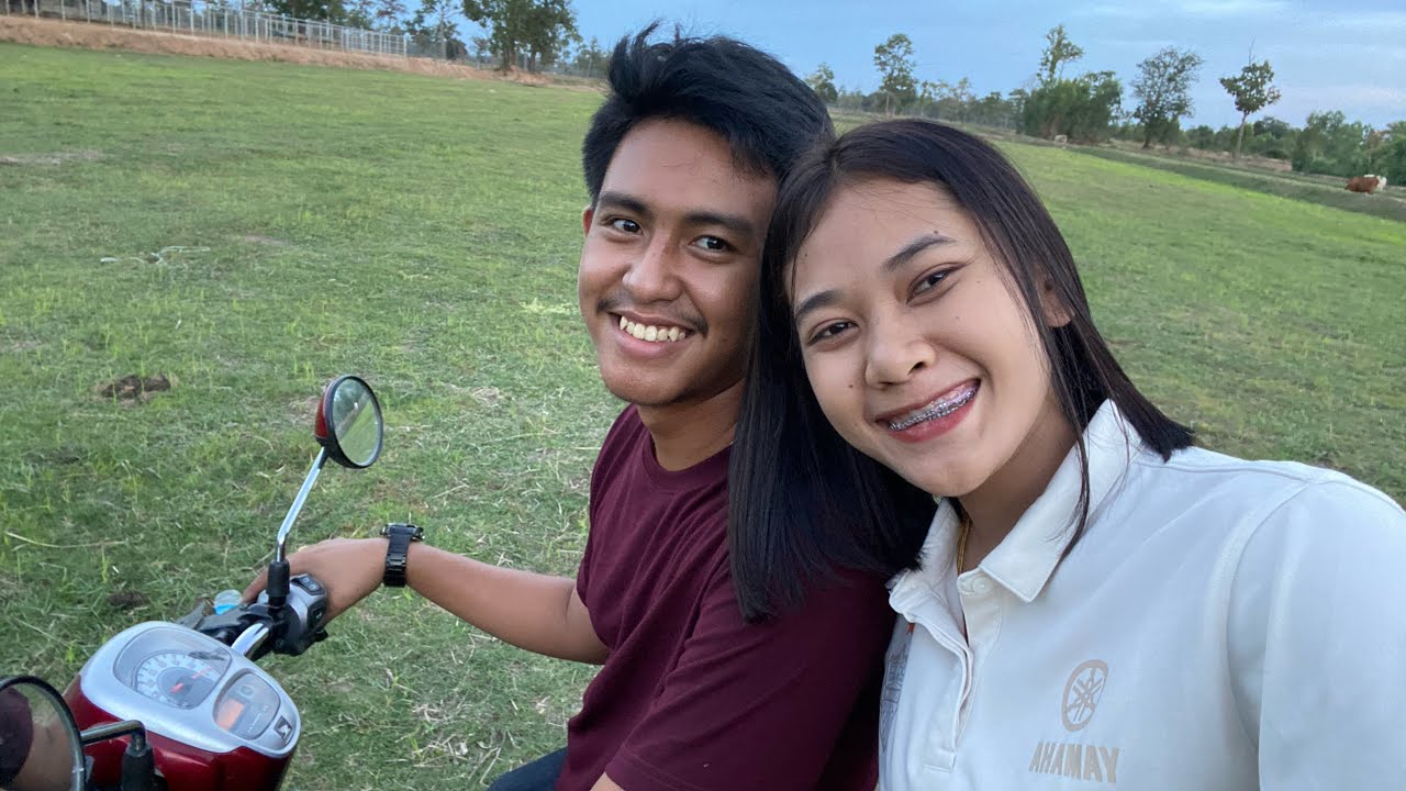 จะพาไปดูนนท์ไล่ควาย เเต่สาวนุ่นดันขี่รถล้ม แผลใหญ่เลย🥺