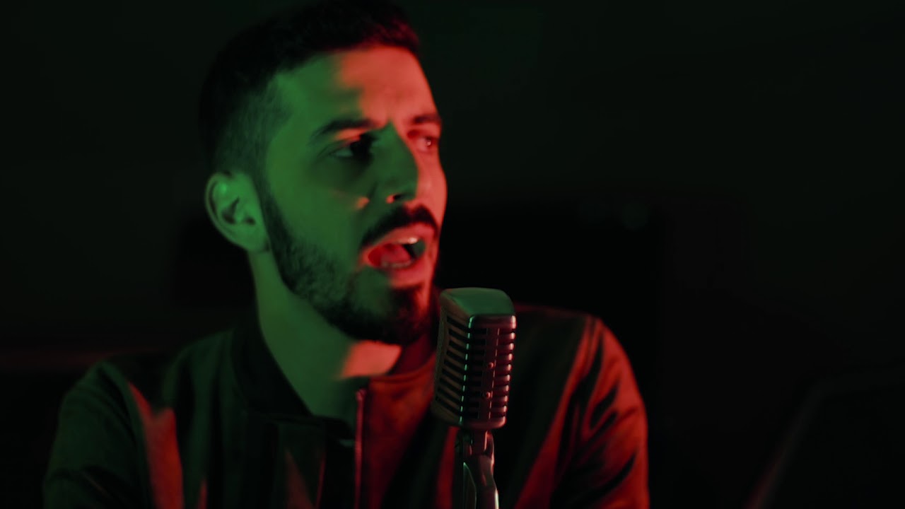 Panos Kalantzis - To Agkathi / &Pi;ά&nu;&omicron;&sigmaf; &Kappa;&alpha;&lambda;&alpha;&nu;&tau;&zeta;ή&sigmaf; - &Tau;&omicron; &Alpha;&gamma;&kappa;ά&theta;&iota; | Official Music Video