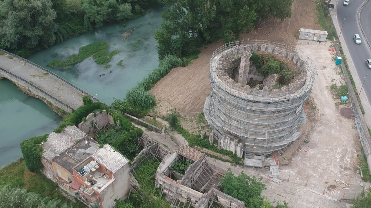 Ponte Lucano Tivoli Villa Adriana - Mausoleo dei Plauzi sul Fiume Aniene