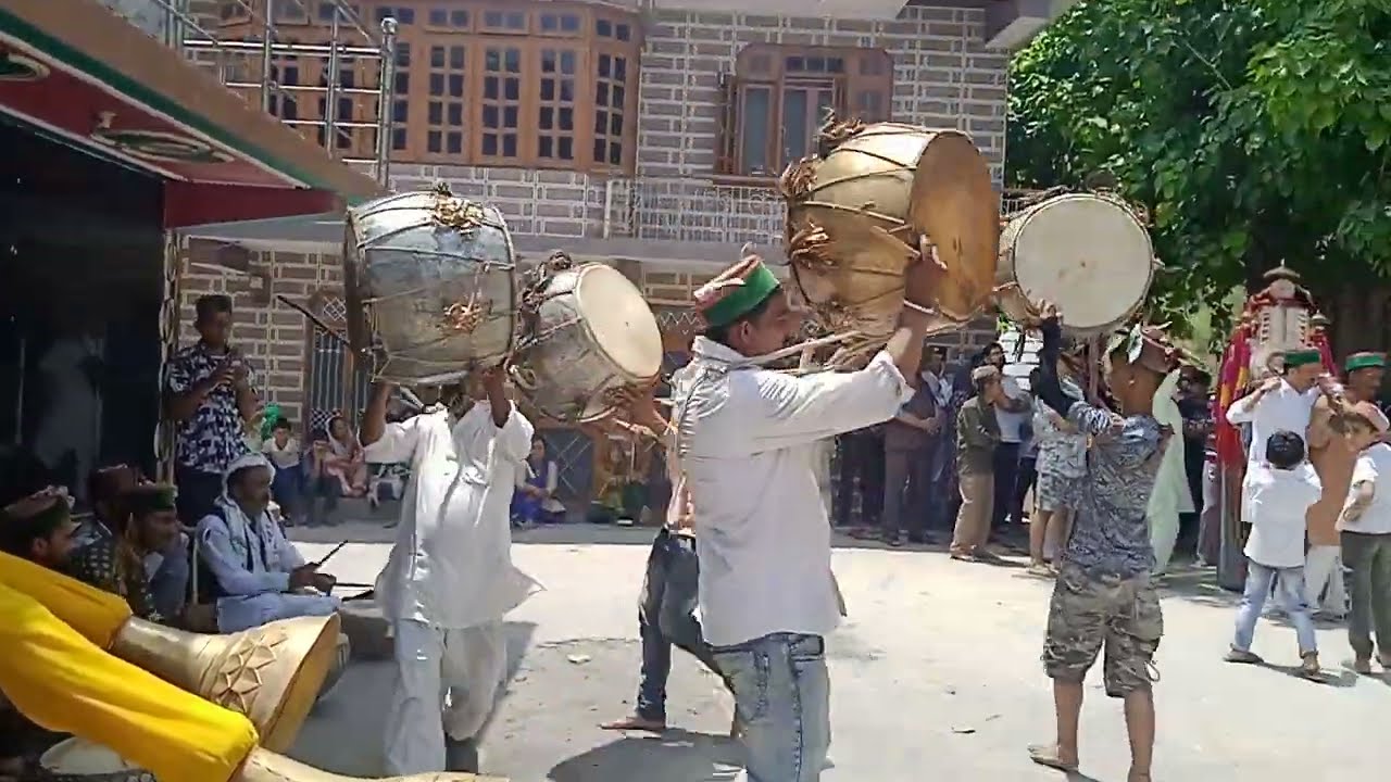 जय श्री देव बड़ेयोगी,नया छतर,नई पीढ़ी, शवाटी फेरा (कीड़िया) तत्तापानी...