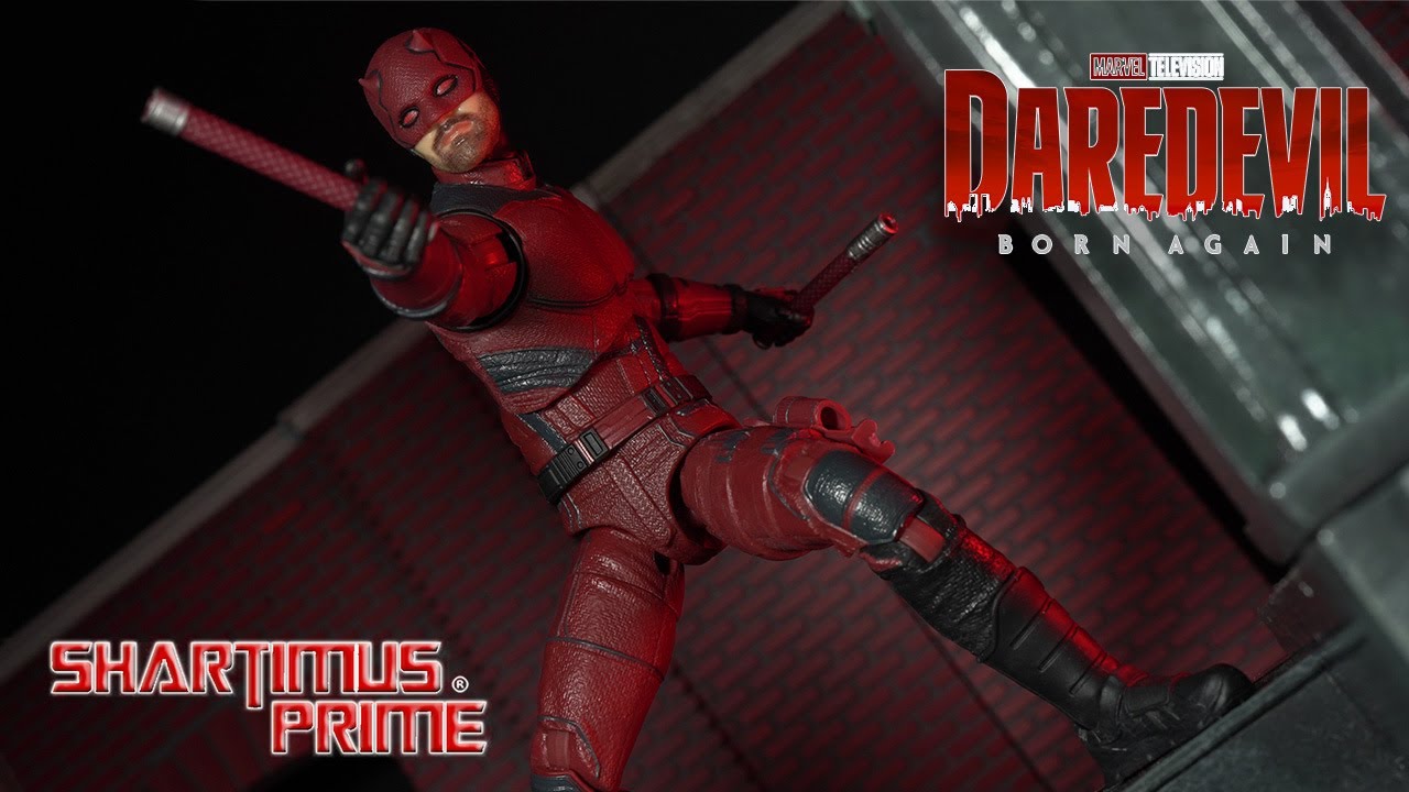 Обзор фигурки Marvel Legends Daredevil Born Again от Disney+ Hasbro