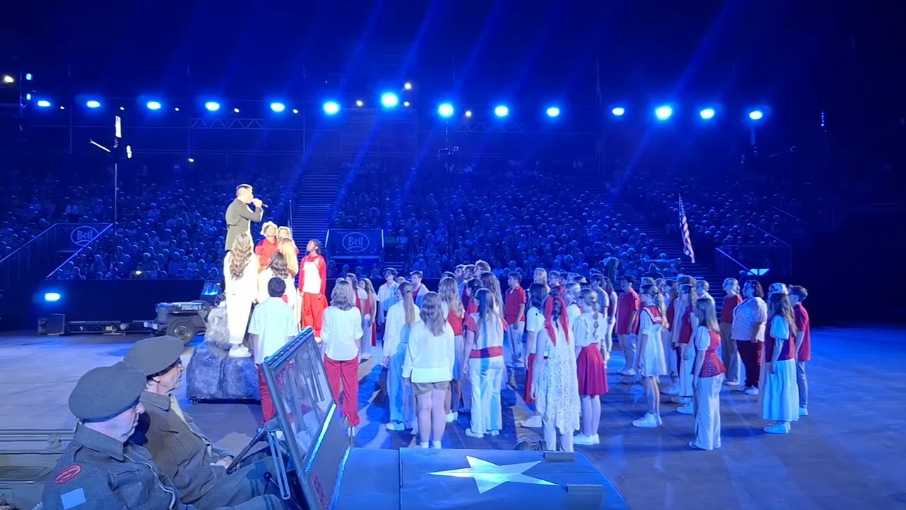 Basel Tattoo 2024 finalè -  La Boum and Band of Brothers.