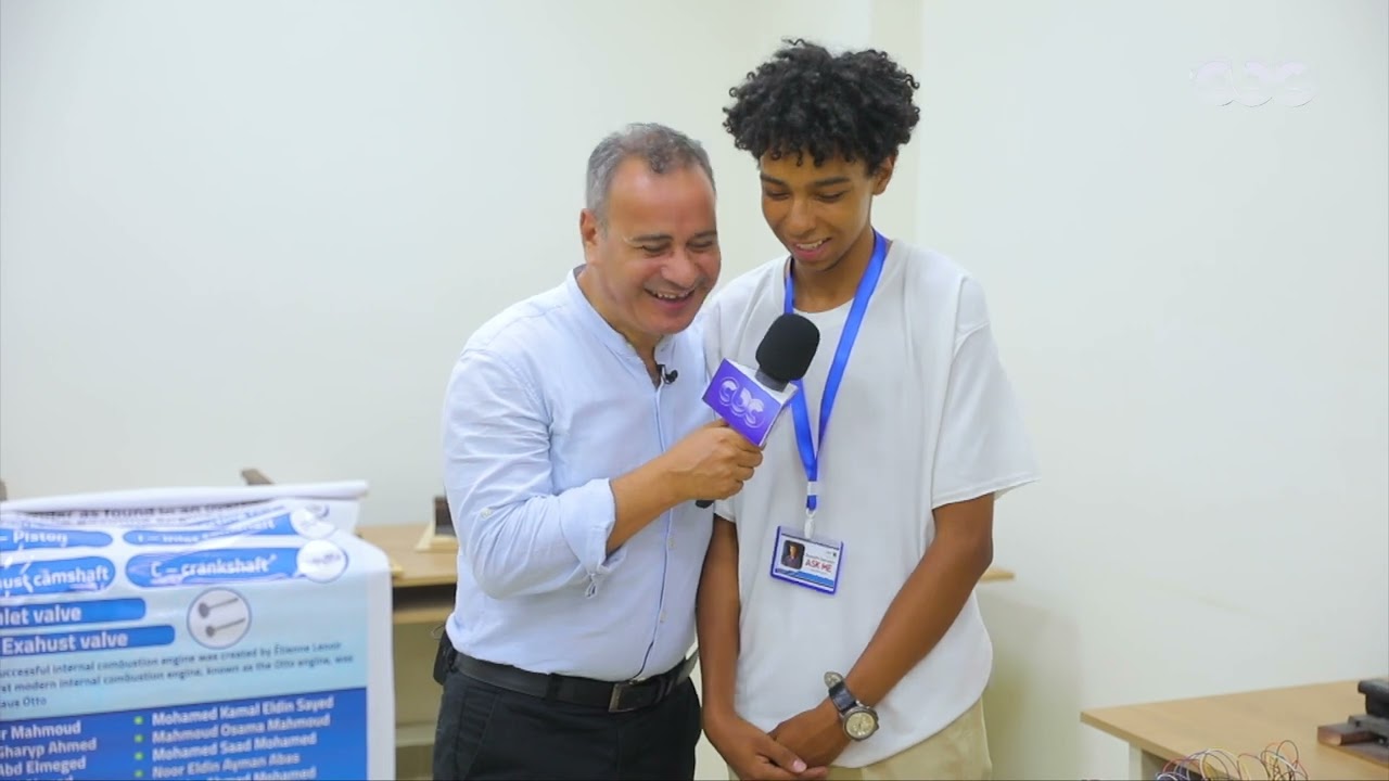 مانشيت يحاور القائمين على كلية الصناعة والطاقة في جامعة أكتوبر التكنولوجية ومجموعة من الطلاب
