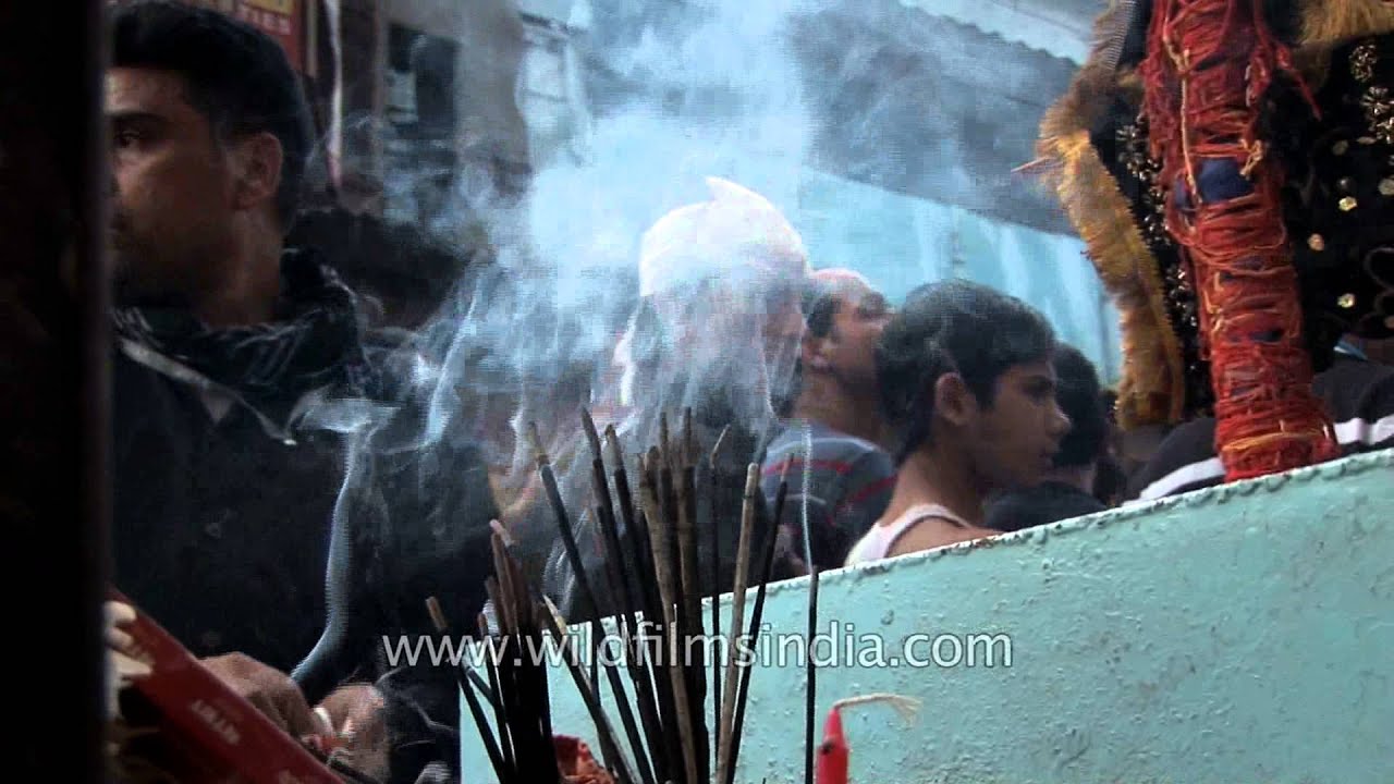 Shia muslims performing rituals at Muharram