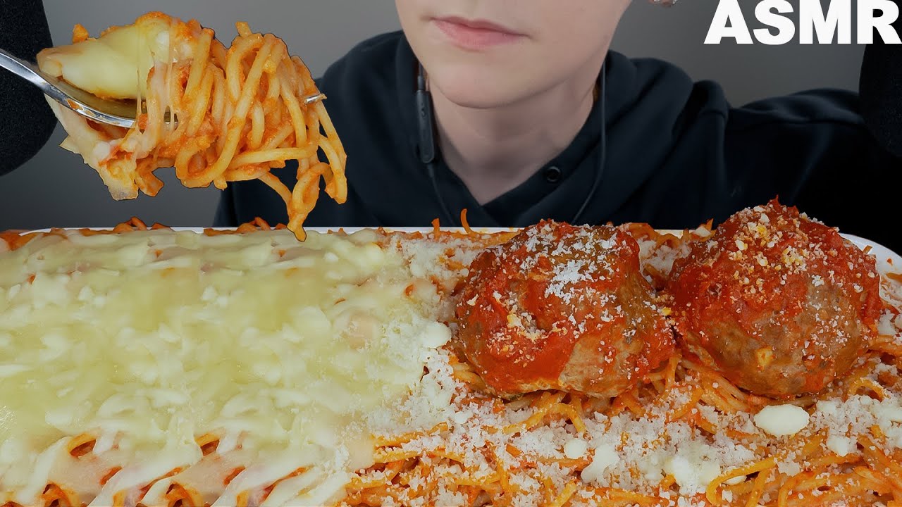 ASMR Cheesy Spaghetti & Meatballs [Mukbang/Eating Sounds]