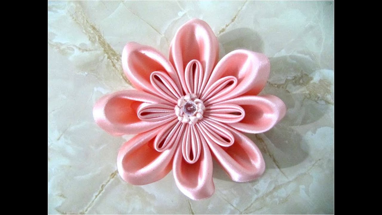 Moños  flor doble pétalos rellenos  en cintas para el cabello