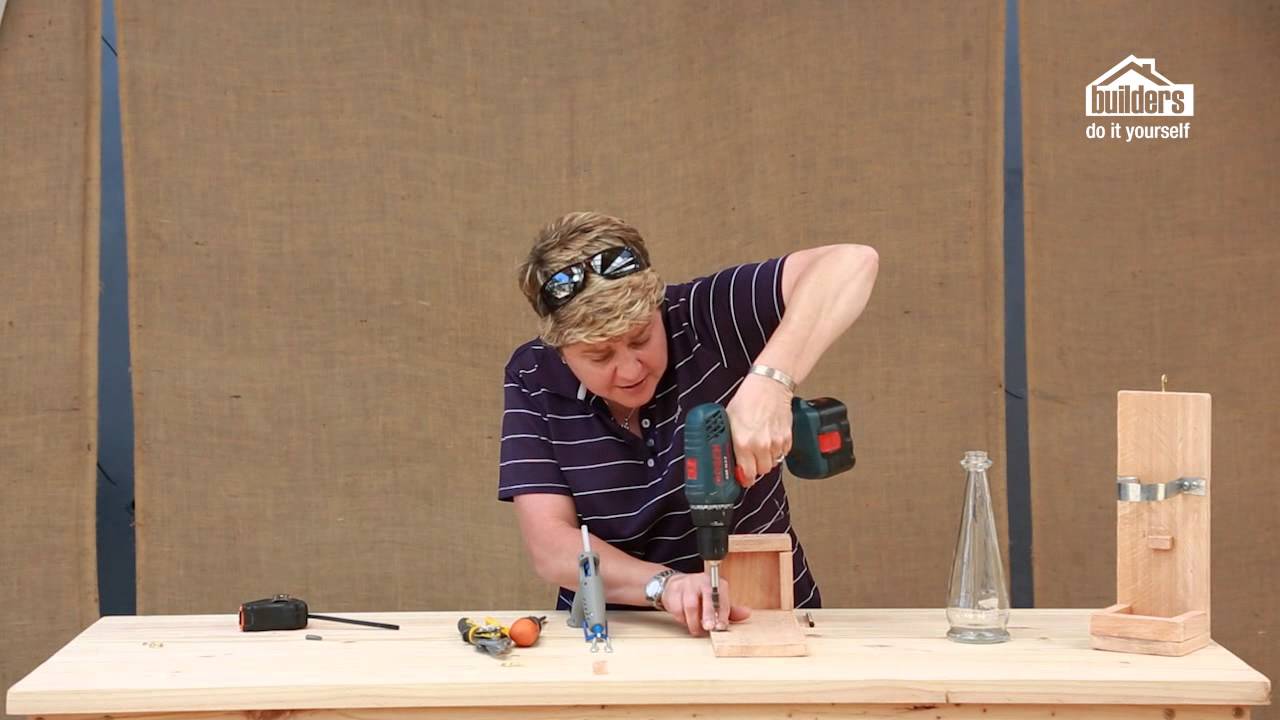 Builders DIY: Episode 6 - Bottle Bird Feeder