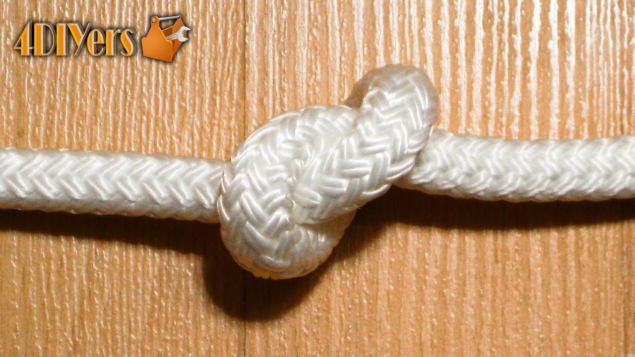 DIY: Tying An Overhand Knot