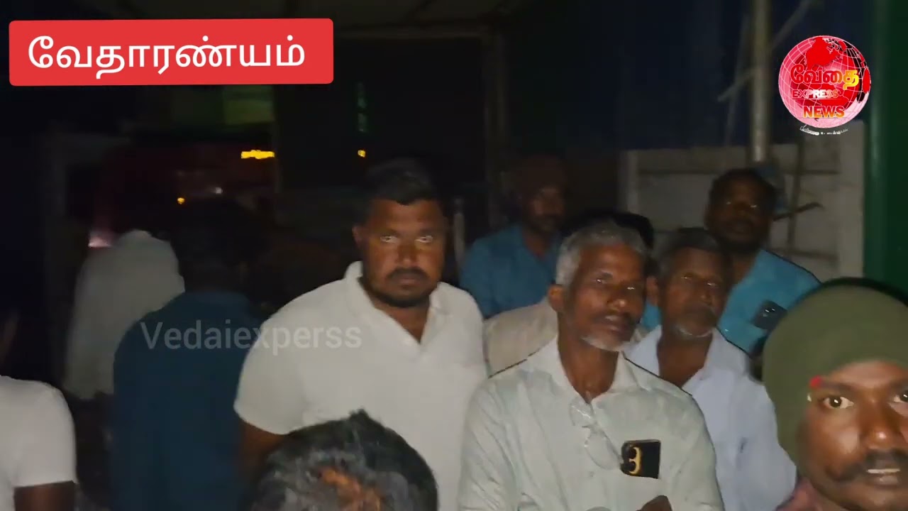 வாய்மேடு ..சுமதி ஜவுளிக்கடை ..தீ விபத்து ..