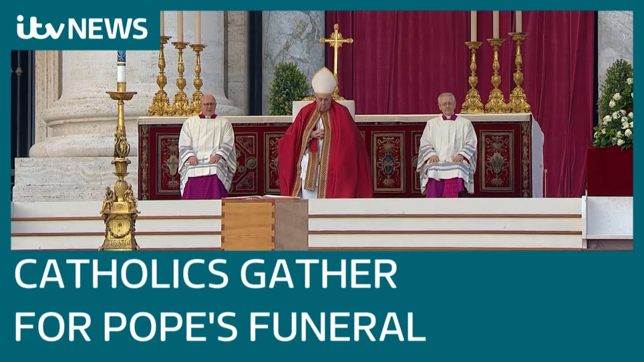 Pope Benedict XVI funeral: Pope Francis leads farewell to ex pontiff at Vatican | ITV News