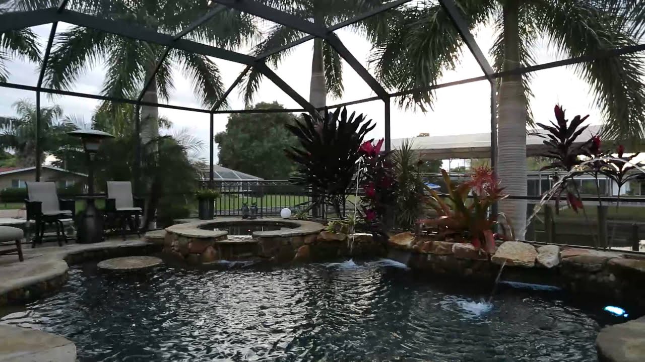 1412 Windsor Ct, Cape Coral, FL 33904