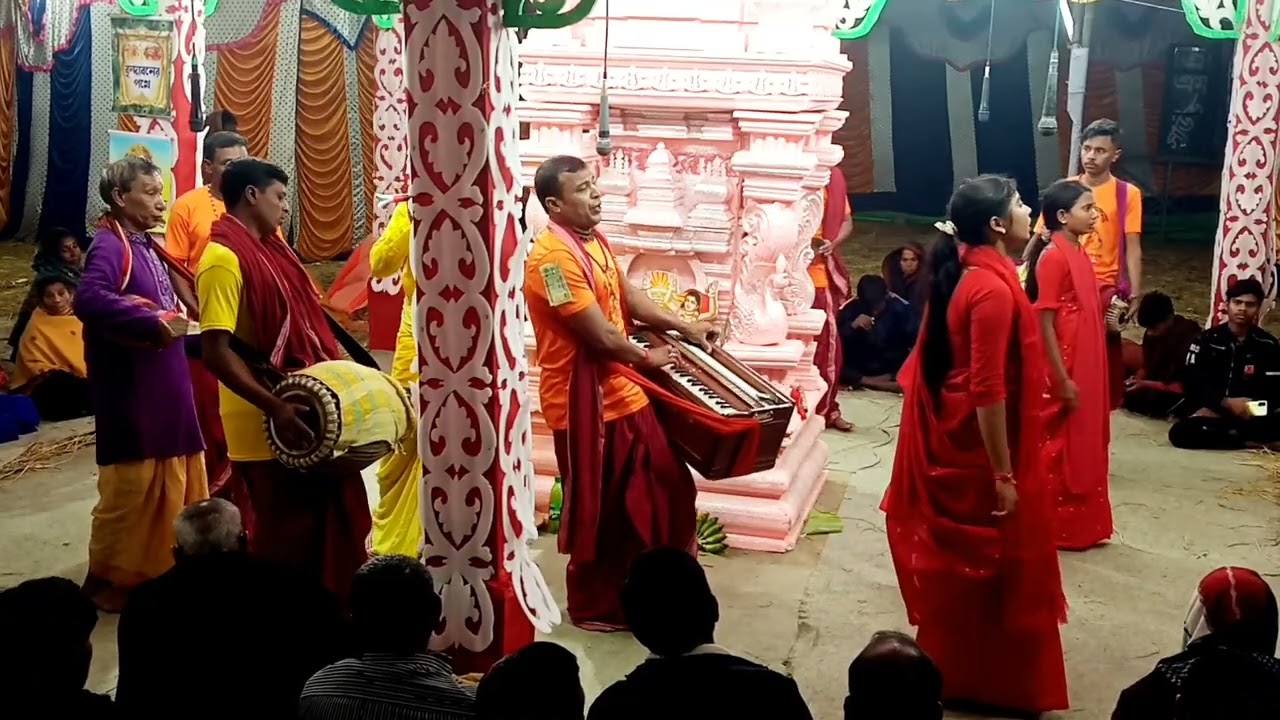 Hare Krishna Hare Ram / ভাওয়াইয়া সুরে মধুর হরিনাম কীর্তন 