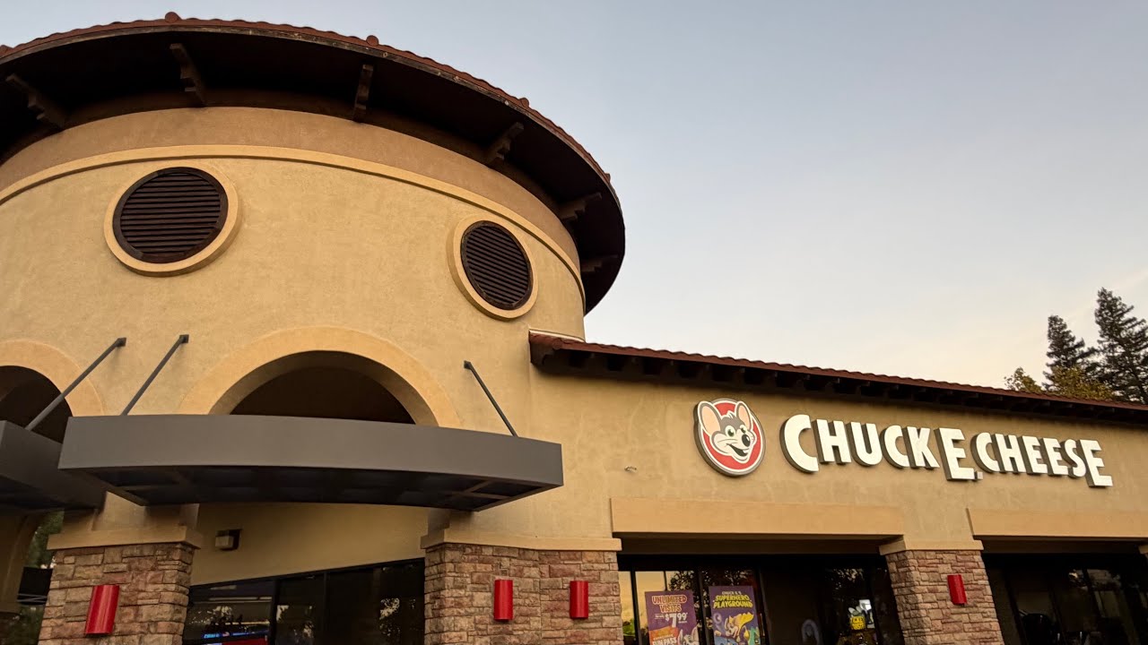 Экскурсия по магазину сыра Chuck E. (Конкорд, Калифорния)