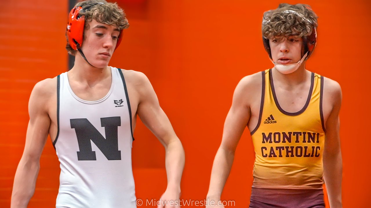 113 – Michael Malizzio {G} of Lombard Montini IL vs. Maddox Garbis {R} of Plainfield North IL