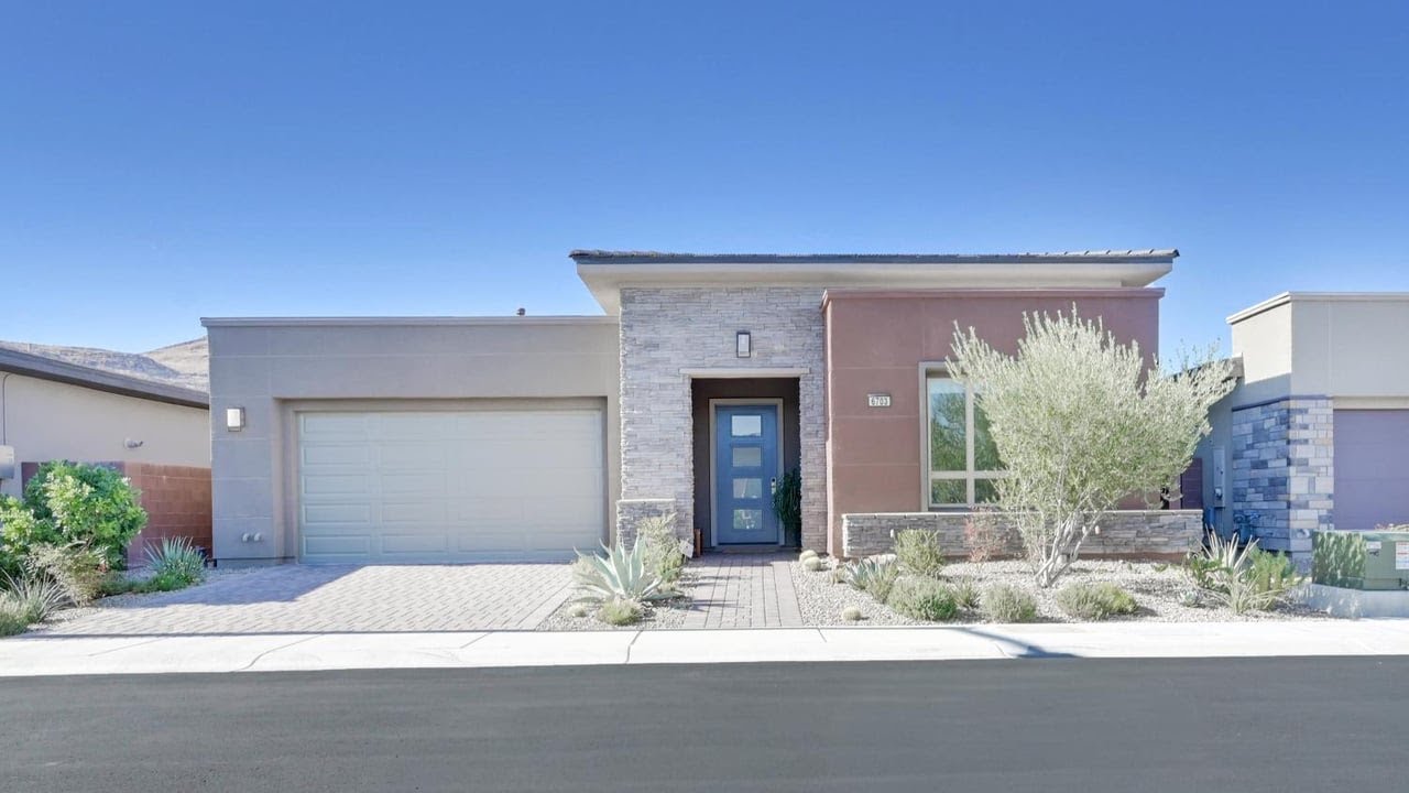 6703 Titanium Crest St, Las Vegas, NV