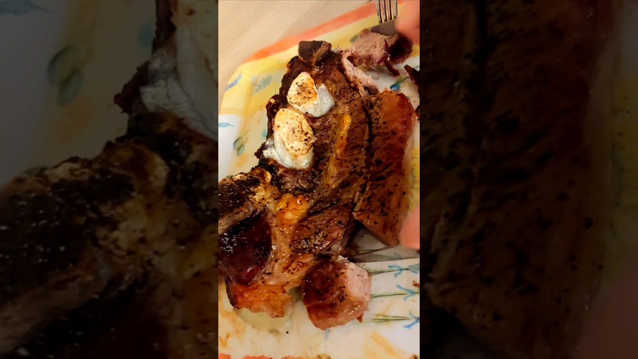 Attaque  la viande cuite au four!  Нападение на мясо из фура!