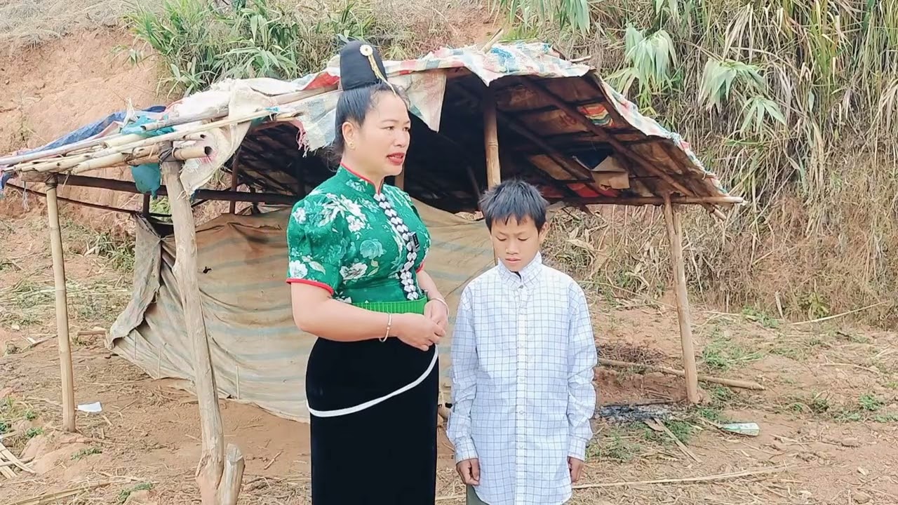 Hồng hoa lại đi thăm em thương hát cảnh khổ cho lo thương bản sẻ