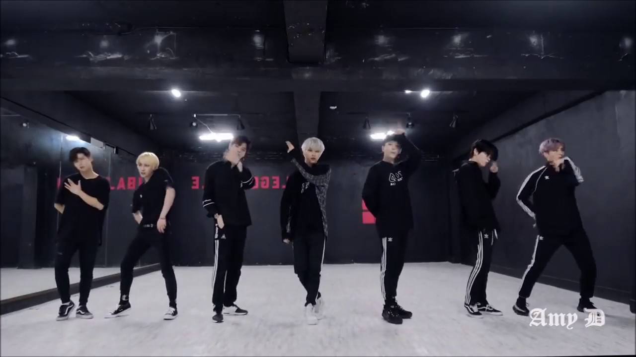 IN2IT 'SnapShot' Mirrored Dance Practice Full shot