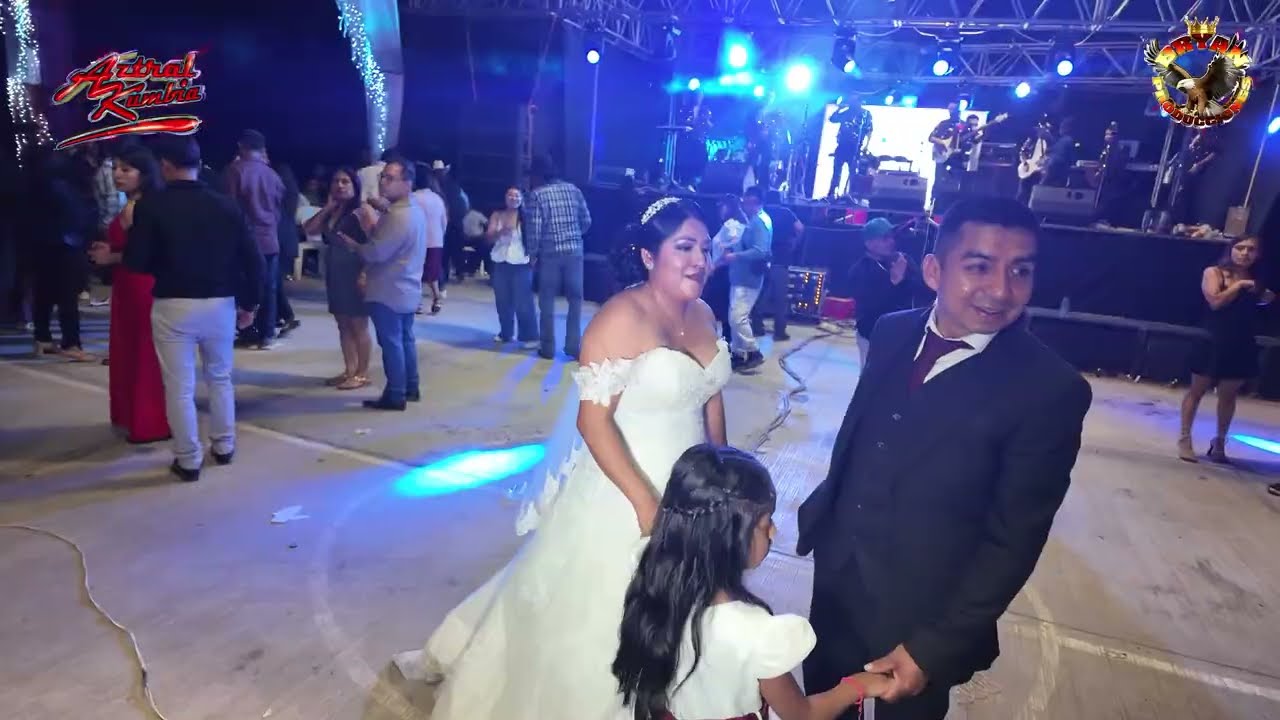 💍 PAR DE ANILLOS - Aztral Kumbia | El Baile de Tere y Amado en Monte Grande [4K] ❤️✨