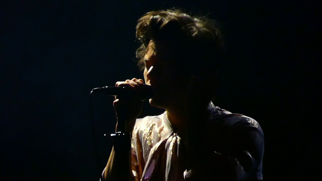 Harry Styles - From The Dining Table (St Paul)