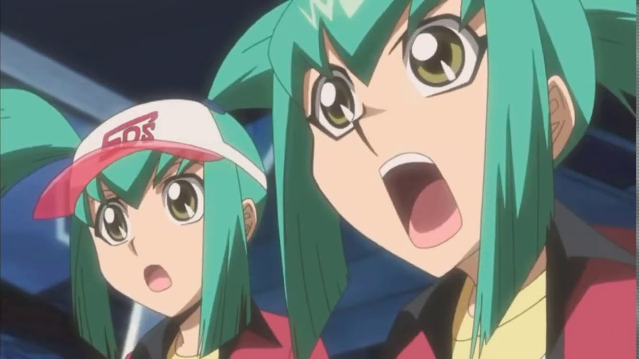 Akiza synchro summons stardust dragon