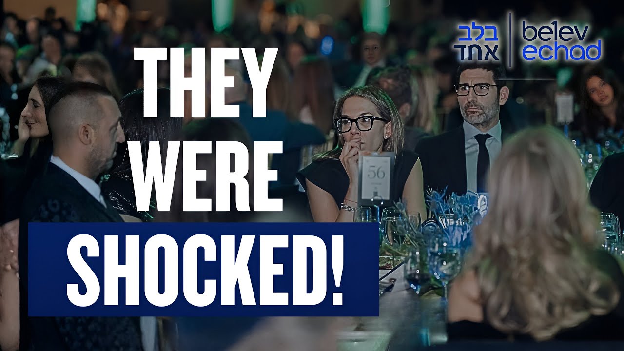 Entire Crowd Sits in AWE as Israeli Actor Sends Emotional Message To Jews & Israel!