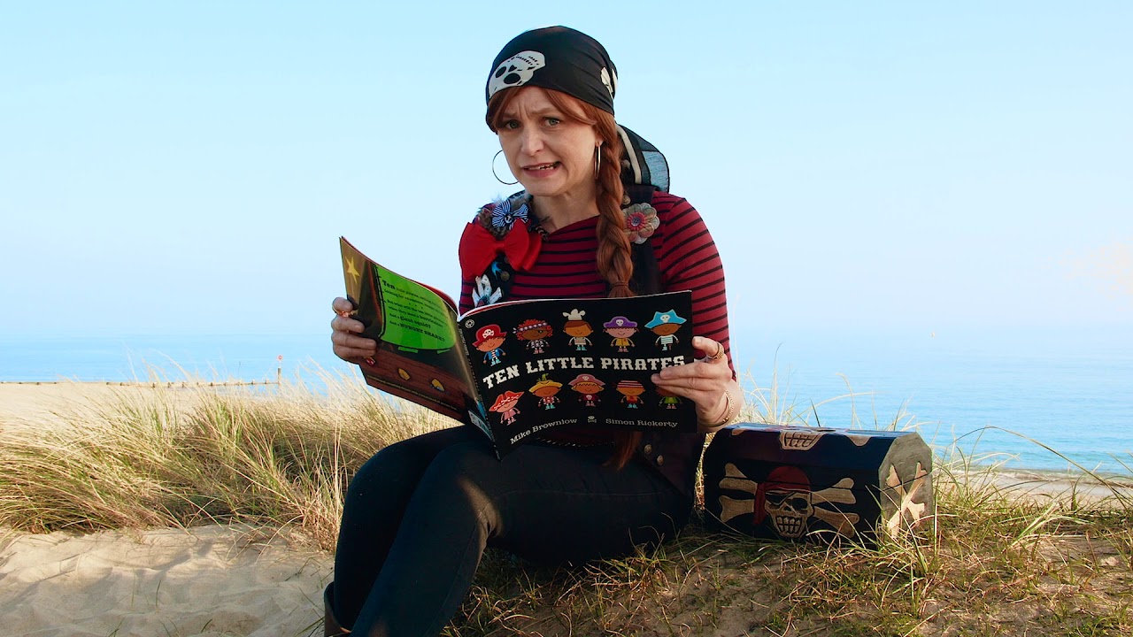 Bedtime Story - 'Ten Little Pirates' read by Captain Katie