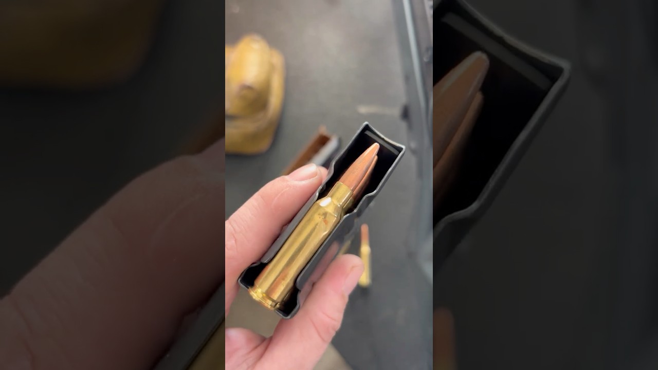 Латунная вмятина выровнена выстрелом.