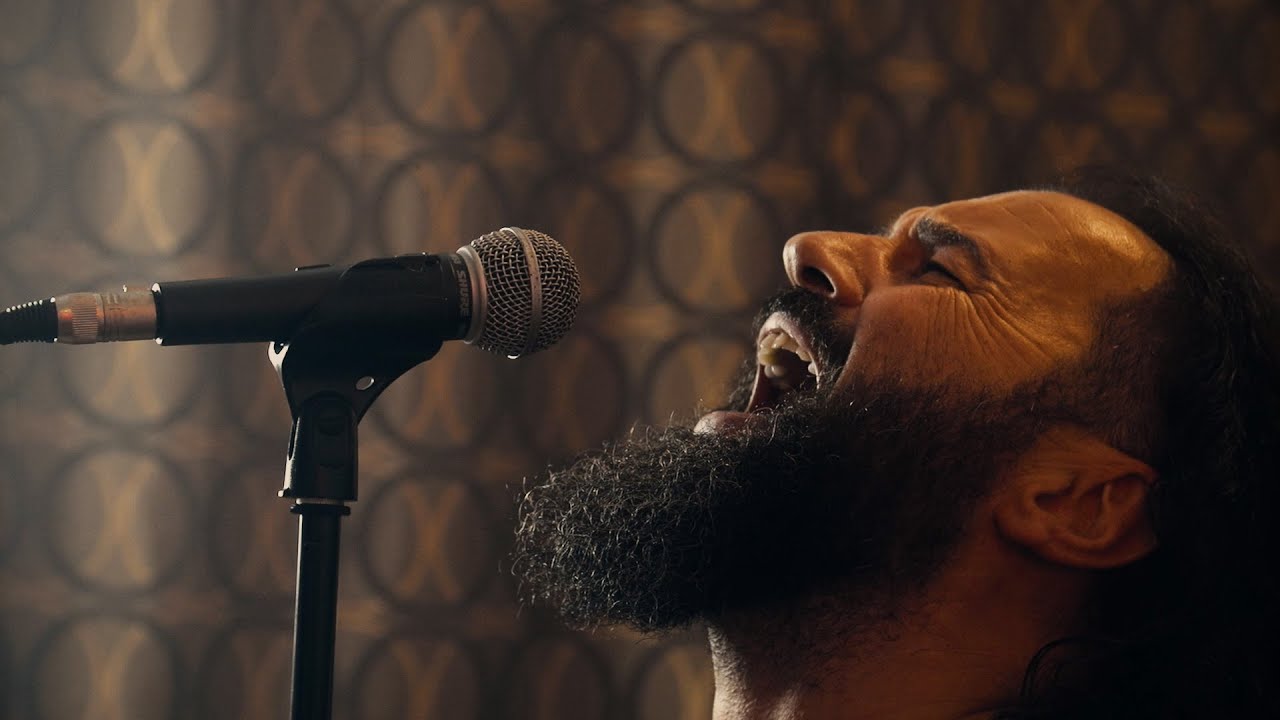 GATE Crasher - Laaaska (Oficiální videoklip)
