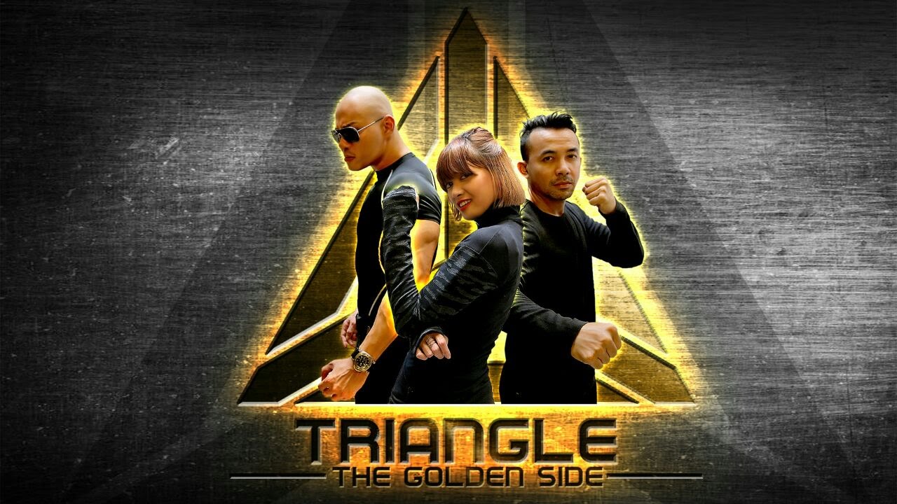 Triangle The Golden Side (Deddy Corbuzier - Chika Jessica - Volland Humonggio)