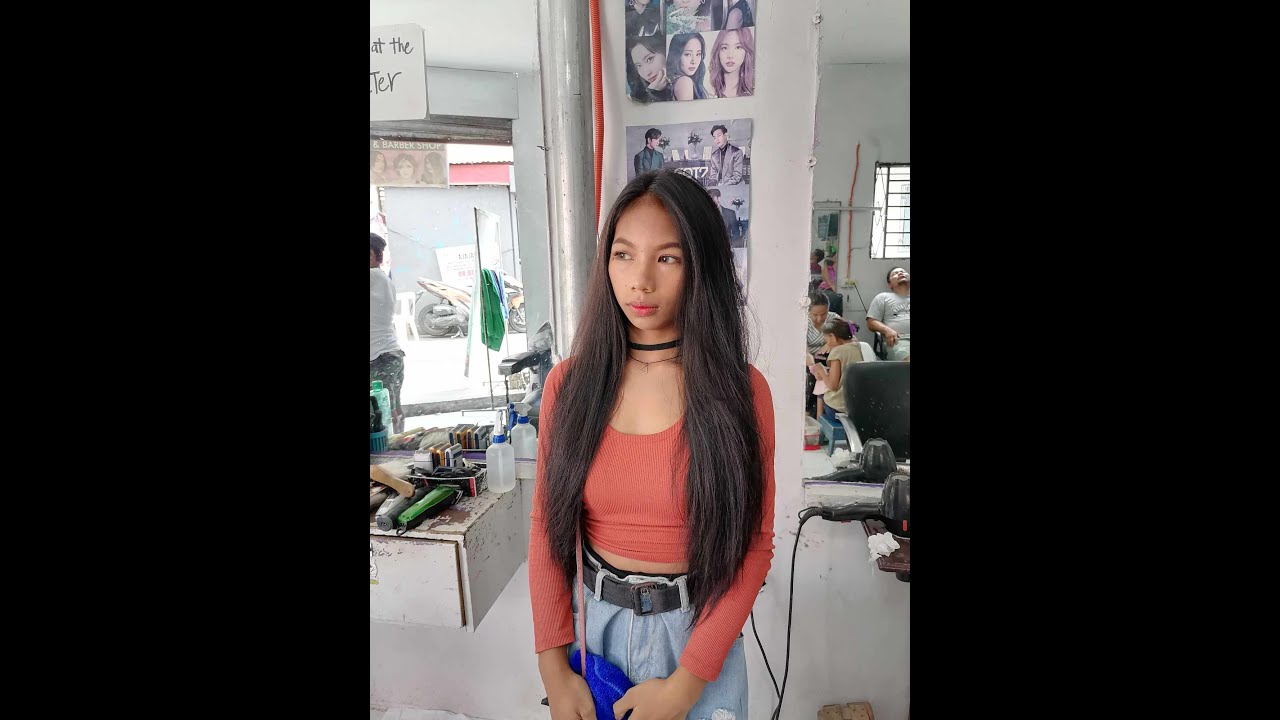 sexy spontaneous model getting a police haircut #haircut #hair #hairstyle #salon #pixiehaircut