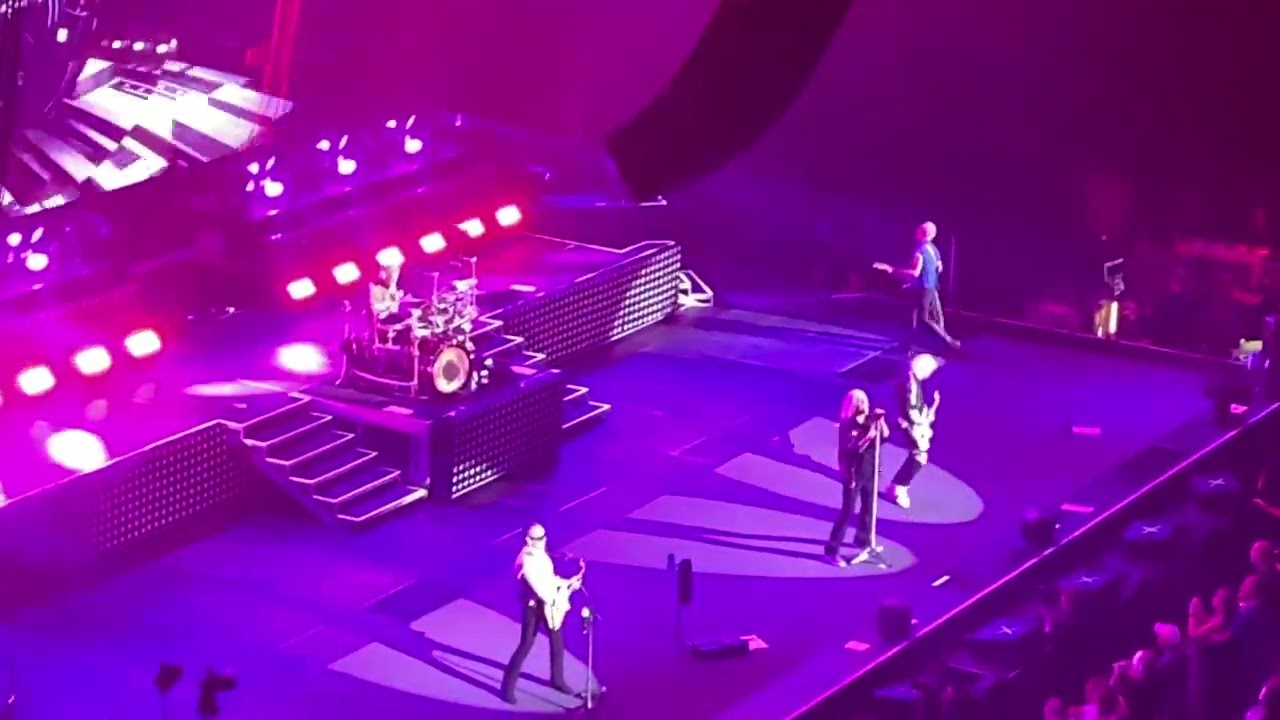 LET IT GO (Def Leppard live)