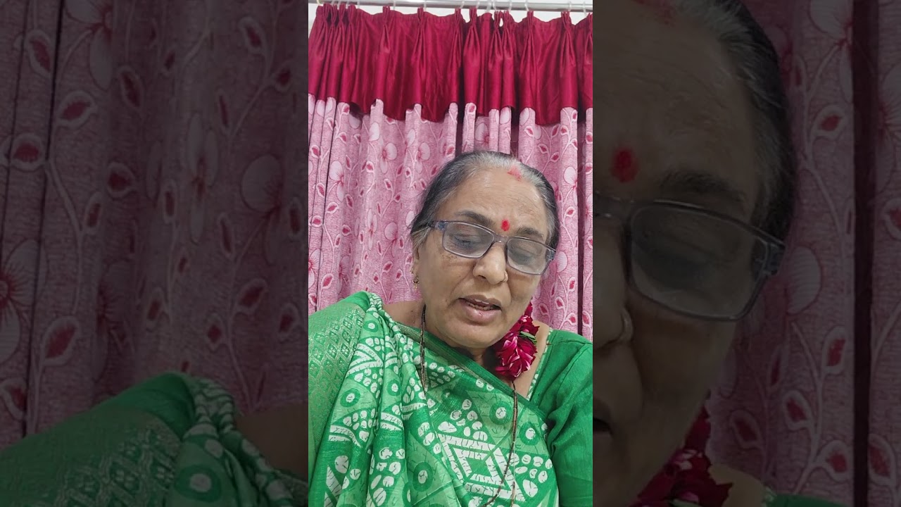 રાધાજી ની ચુંદડી ચમકે છે.