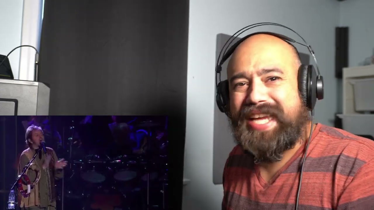 Yes Reaction: Classical Guitarist REACTS to Yes Symphonic And you and I