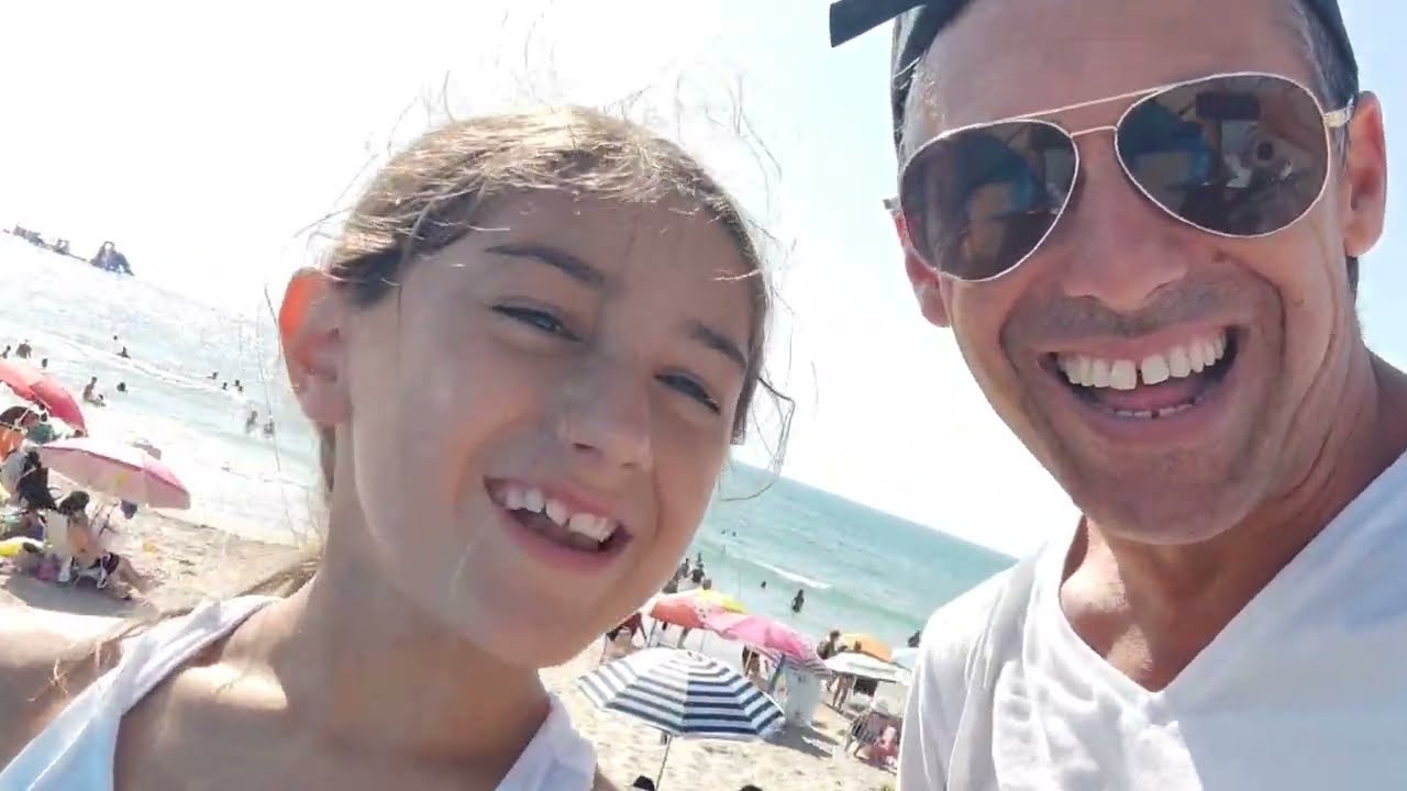 Loli en Playa Costa Ballena y jugando con el Delfín 🥰✨❤️