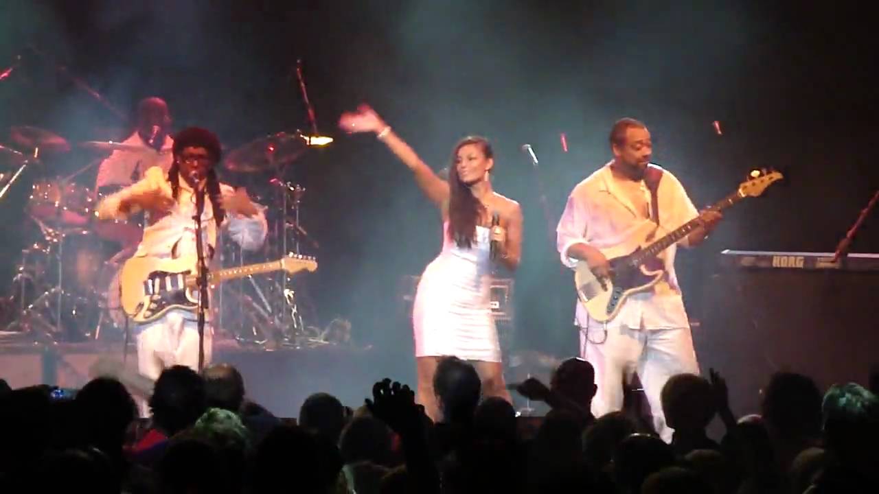 Chic: 'Good Times' (Jerry Barnes bass solo)