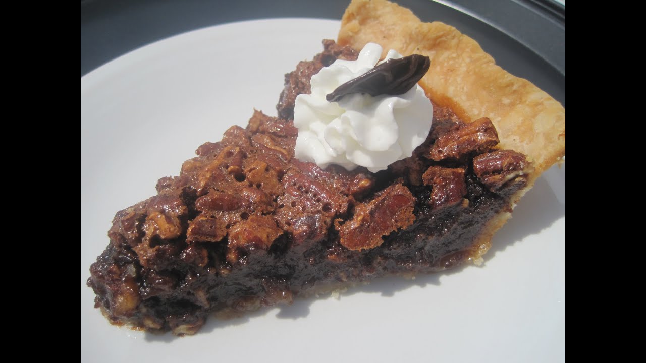 Kentucky Derby Day BOURBON CHOCOLATE PECAN PIE - How to make BOURBON CHOCOLATE PECAN PIE Recipe
