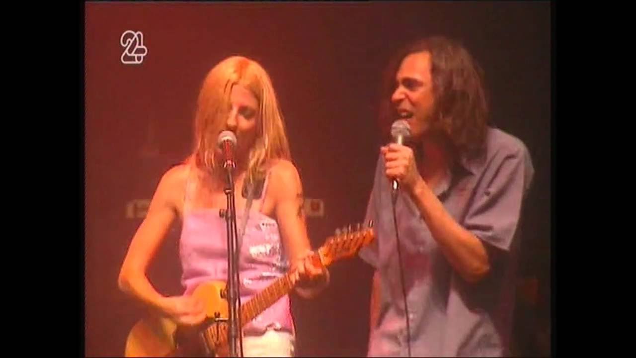 דנה ברגר וחמי רודנר - חמימות חולפת - מתוך הופעה באמפי וואהל - 2000