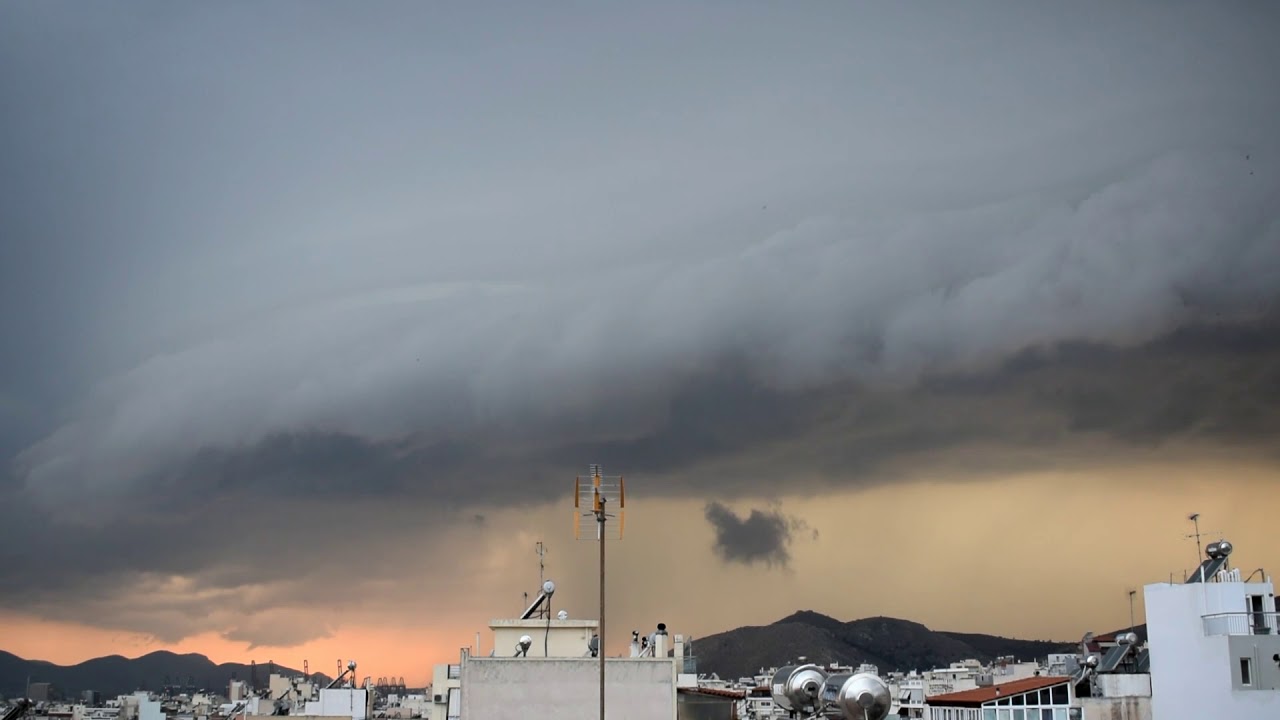 Καλοκαιρινή Καταιγίδα 2018/Summer Storm 2018•Πειραιάς 23-06-2018•   Timelapse