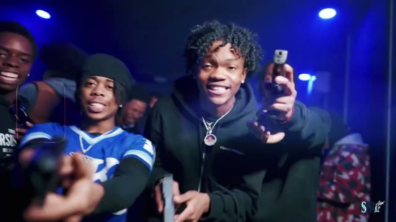 Edot Baby - Street Fighters 2 (Feat. BizzyBanks) [Official Music Video]