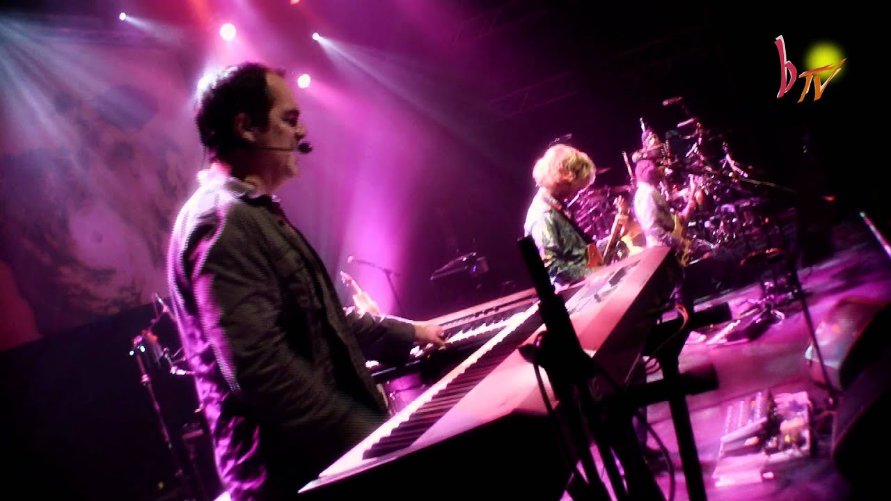 Transatlantic - Rose Colored Glasses - live Tilburg 2010 - HD version - b-light.tv