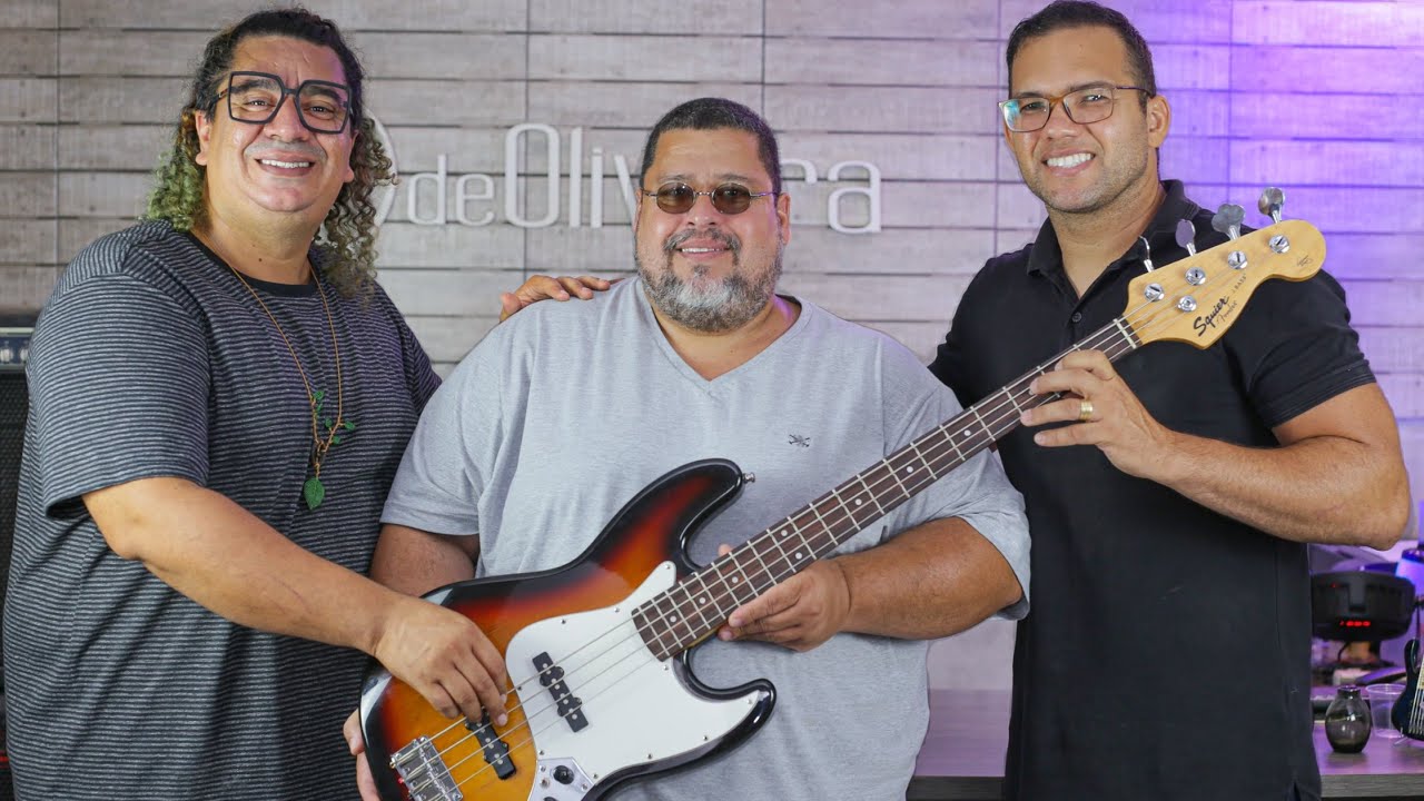 Preamp deOliveira #24 Como TURBINAR o Som do seu BAIXO SQUIER Jazz Bass 4 Cordas